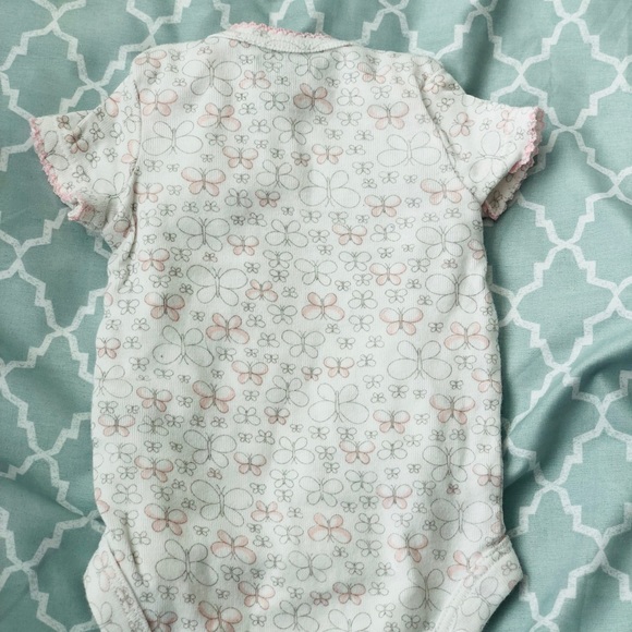 Onsie - Picture 5 of 6